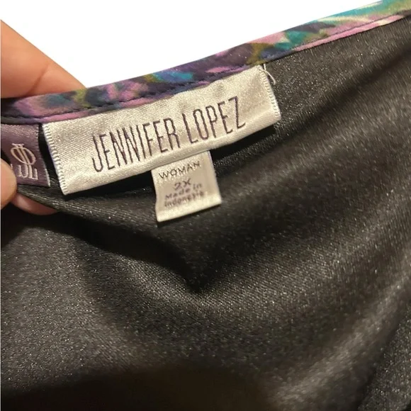 Jennifer Lopez Purple and Blue Patterned Tunic - Picture 10 of 10